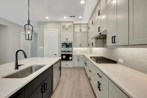 11903 Greenwood Drive Mont Belvieu TX 77523