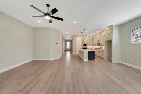 11903 Greenwood Drive Mont Belvieu TX 77523