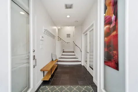 516 Asbury Street Houston TX 77007