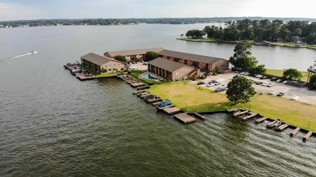 801 River Road 108c Montgomery TX 77356