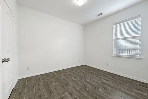 31 Hearthwick Road Tomball TX 77375