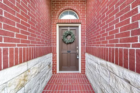 31 Hearthwick Road Tomball TX 77375