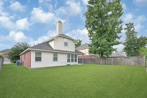 31 Hearthwick Road Tomball TX 77375