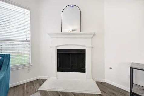 31 Hearthwick Road Tomball TX 77375