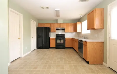 11735 Alief Clodine 22 Houston TX 77072