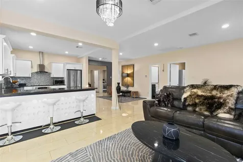 5324 Avenue R Galveston TX 77551