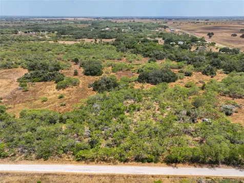 Lot 24 Cr 124 Road Floresville TX 78114