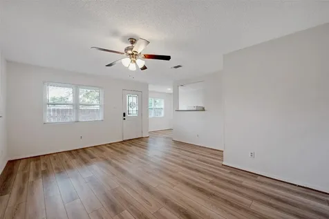 910 Judiway Street Houston TX 77018