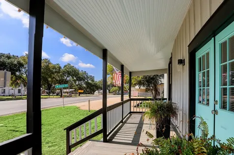 108 N Washington Street Round Top TX 78954