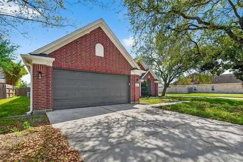 8102 Blue Jay Street Baytown TX 77523