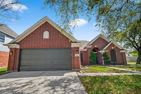 8102 Blue Jay Street Baytown TX 77523