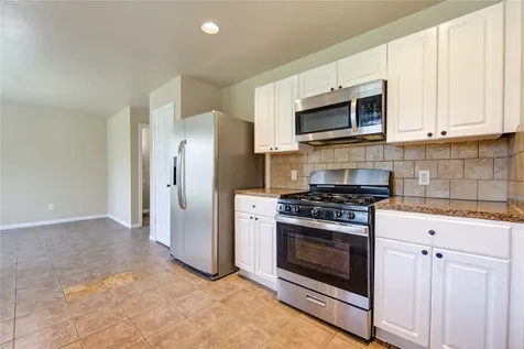 138 W New Meadows Drive Sugar Land TX 77479