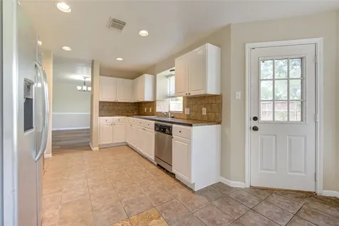 138 W New Meadows Drive Sugar Land TX 77479