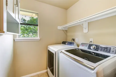 138 W New Meadows Drive Sugar Land TX 77479