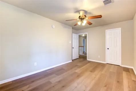 138 W New Meadows Drive Sugar Land TX 77479