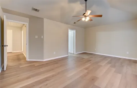 138 W New Meadows Drive Sugar Land TX 77479
