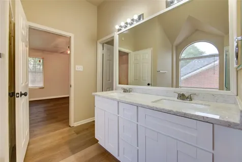 138 W New Meadows Drive Sugar Land TX 77479