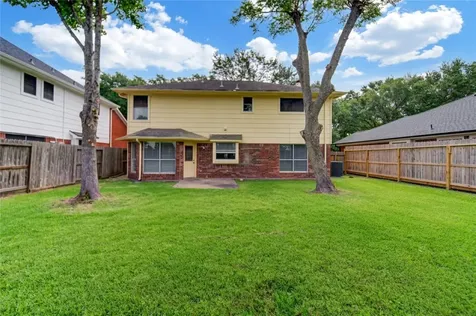 138 W New Meadows Drive Sugar Land TX 77479
