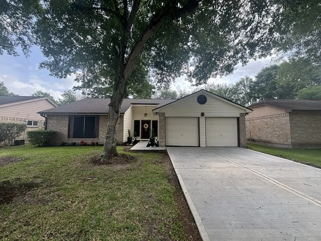 122 Greenshire Drive League City TX 77573