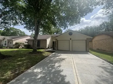 122 Greenshire Drive League City TX 77573