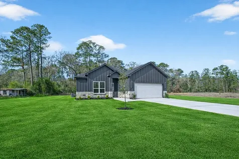 265 County Road 3376 Cleveland TX 77327