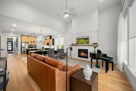 18 Gentle Branch Place The Woodlands TX 77375