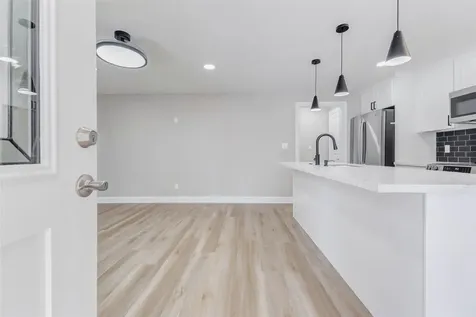 1054 Dewalt Street Houston TX 77088