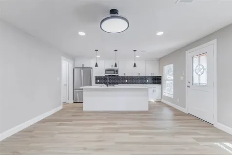 1054 Dewalt Street Houston TX 77088