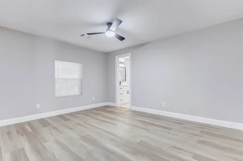 1054 Dewalt Street Houston TX 77088