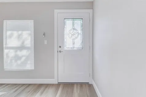 1054 Dewalt Street Houston TX 77088