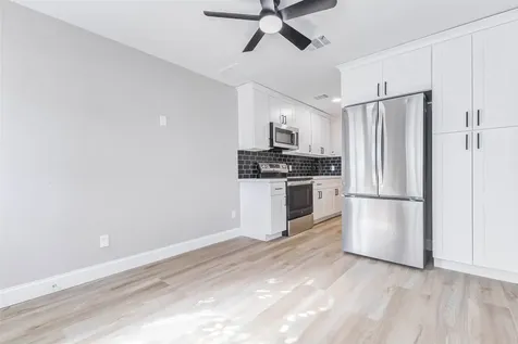 1054 Dewalt Street Houston TX 77088