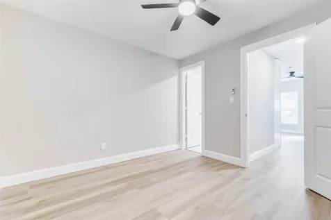 1054 Dewalt Street Houston TX 77088