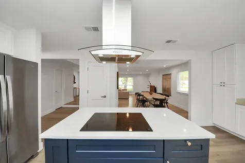 6 Yewleaf Court The Woodlands TX 77381
