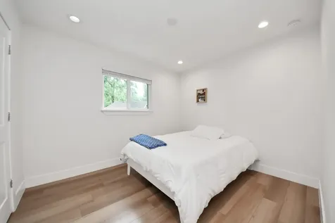6 Yewleaf Court The Woodlands TX 77381