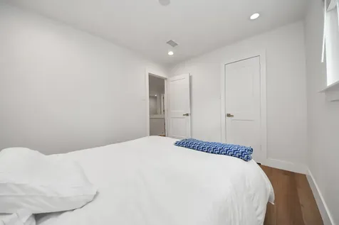 6 Yewleaf Court The Woodlands TX 77381