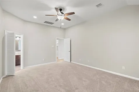 10015 S Redfish Drive Hitchcock TX 77563