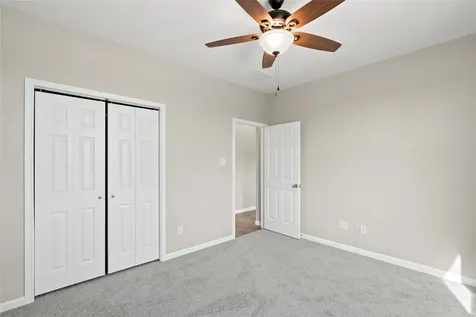 10015 S Redfish Drive Hitchcock TX 77563