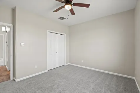 10015 S Redfish Drive Hitchcock TX 77563