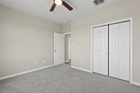 10015 S Redfish Drive Hitchcock TX 77563