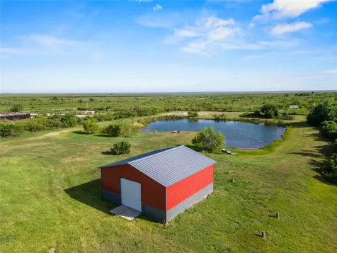 10015 S Redfish Drive Hitchcock TX 77563