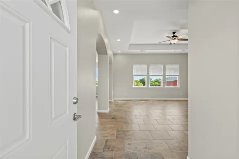 10015 S Redfish Drive Hitchcock TX 77563