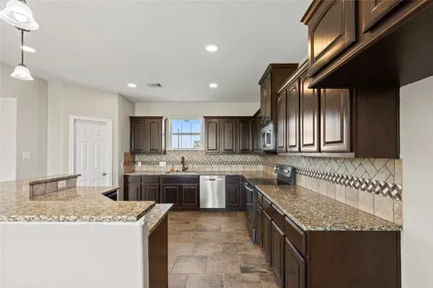 10015 S Redfish Drive Hitchcock TX 77563