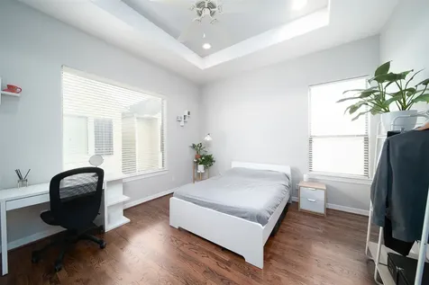 3848 Center Street Houston TX 77007