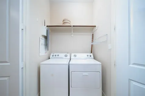 3848 Center Street Houston TX 77007