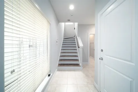 3848 Center Street Houston TX 77007