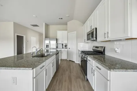 4989 Perennial Lane La Marque TX 77568