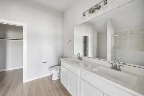 4989 Perennial Lane La Marque TX 77568
