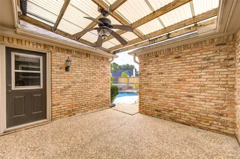 15739 Fleetwood Oaks Drive Houston TX 77079