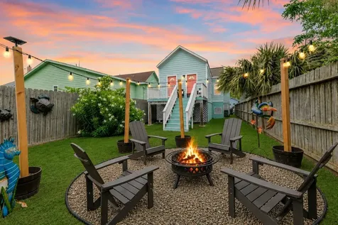 1117 29th Street Galveston TX 77550
