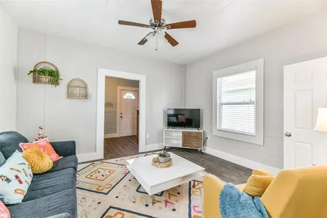 1117 29th Street Galveston TX 77550